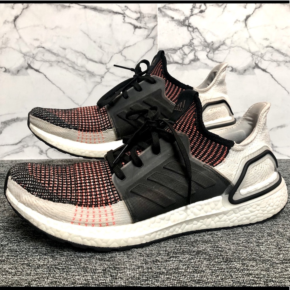 Adidas ULTRABOOST 19 / Size: 12 / MSRP: $180